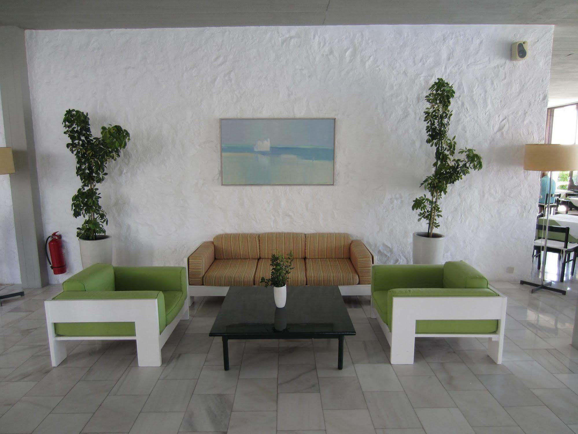 Otel Apollo 4*